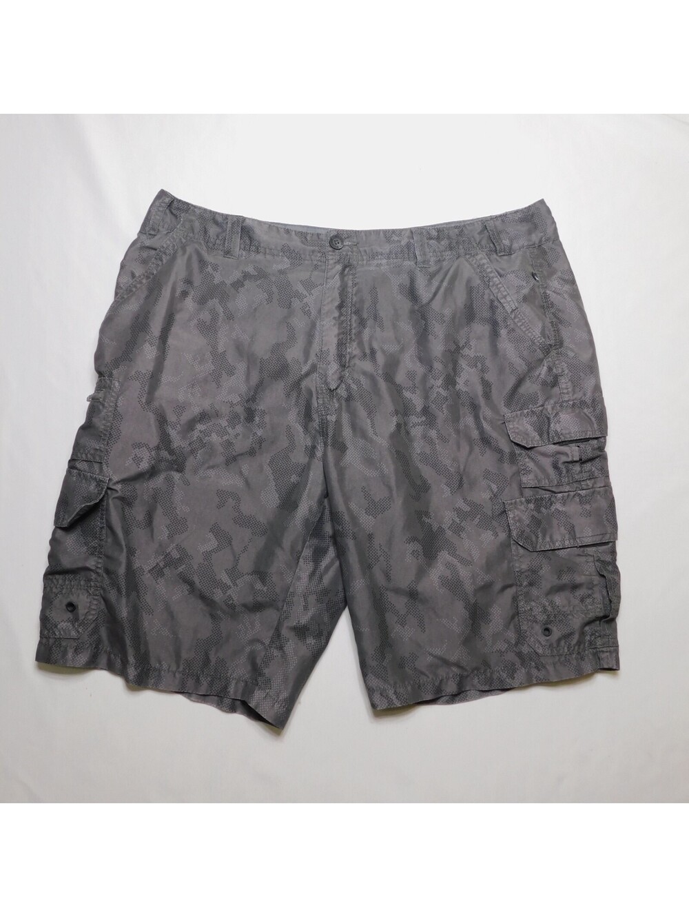 Denali Cargo Shorts Mens 38 Gray Digital Camo Hiking Fishing Utility Pockets